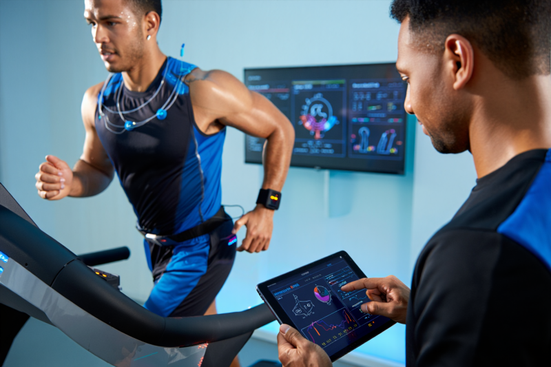 Smart Tracking Systems Boost Athletic Performance and Training Efficiency